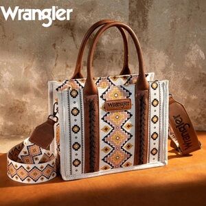 NWT - MONTANA WEST WRANGLER AZTEC SMALL TOTE